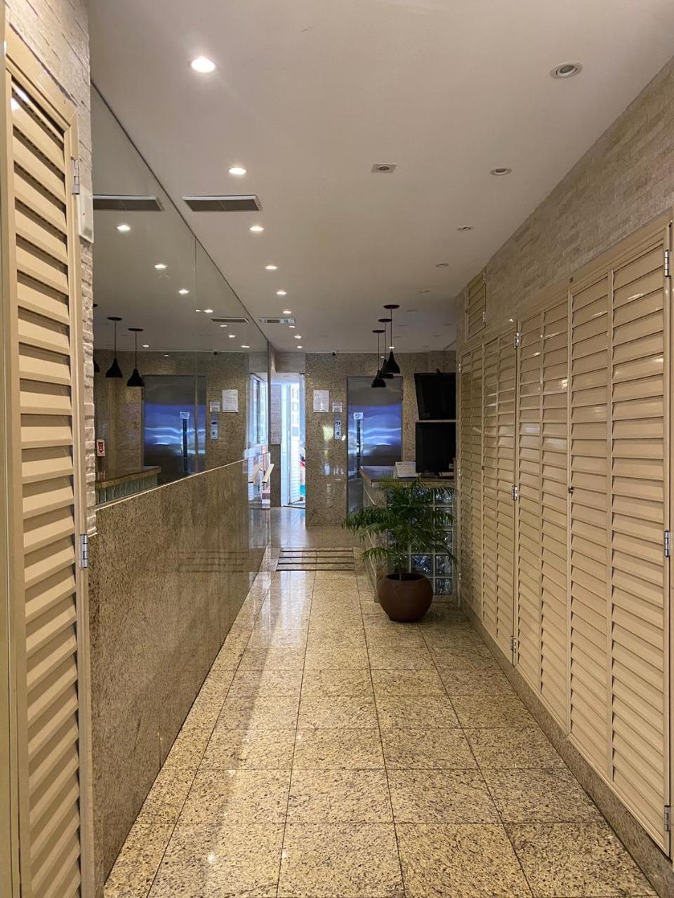 Quarto Privativo A Uma Quadra Da Praia De Copacabana Rio de Janeiro Exterior photo